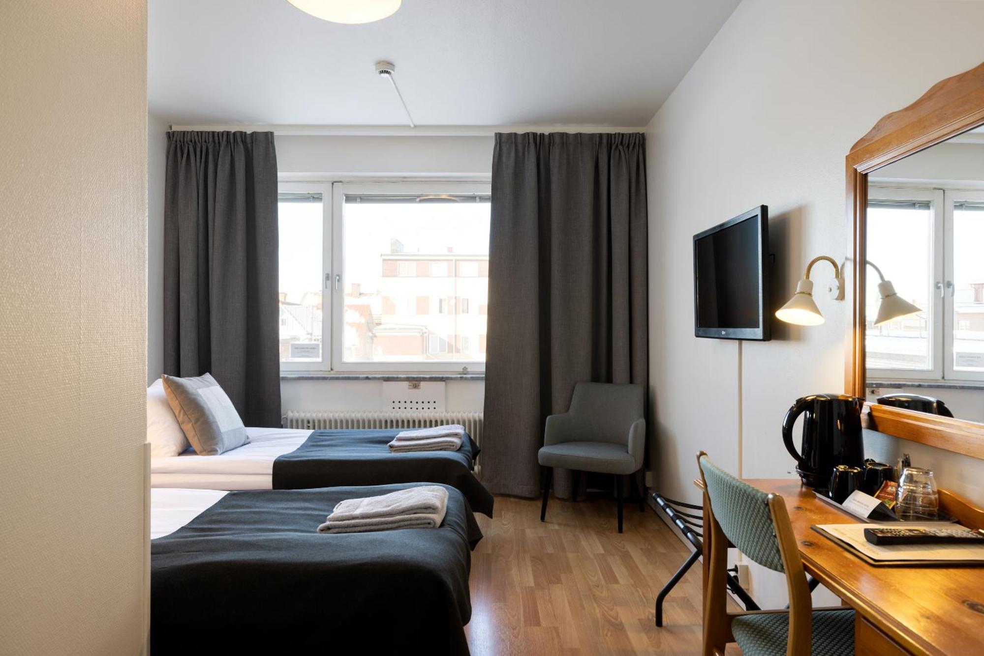 Hotel Bishops Arms Mora Habitación foto
